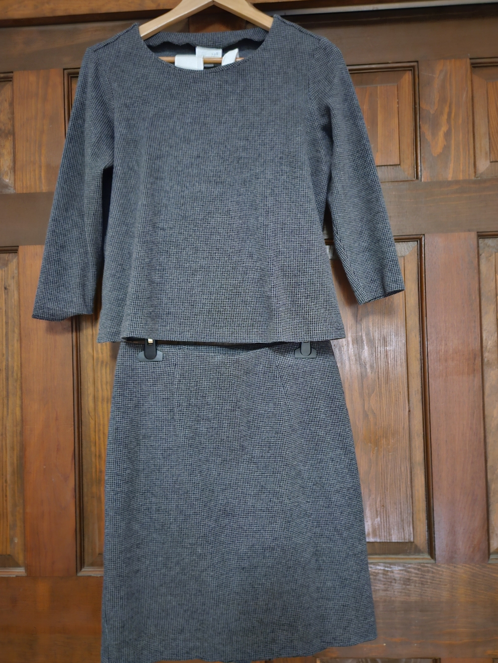 J. Jill Gray Knit Two-Piece Skirt Set